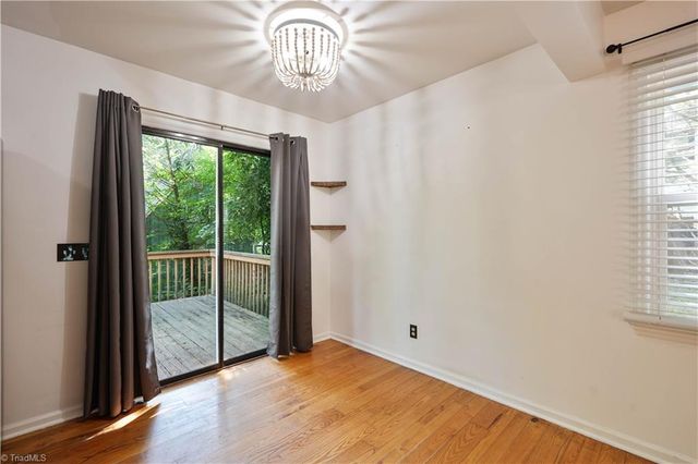 4313 Walnut Hollow Drive, Winston-salem, NC 27127