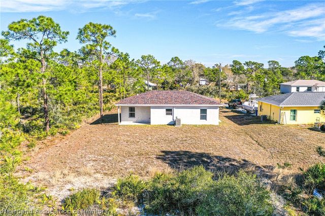 1403 Bittersweet Street, Lake Placid, FL 33852