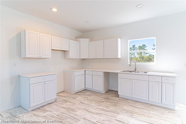 1403 Bittersweet Street, Lake Placid, FL 33852