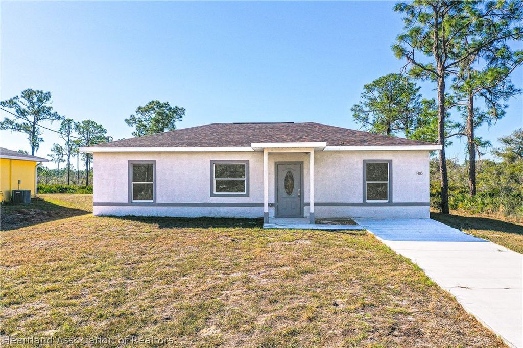 1403 Bittersweet Street, Lake Placid, FL 33852