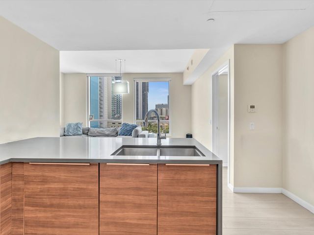 601 NE 27th Street 1208, Miami, FL 33137