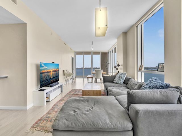 601 NE 27th Street 1208, Miami, FL 33137