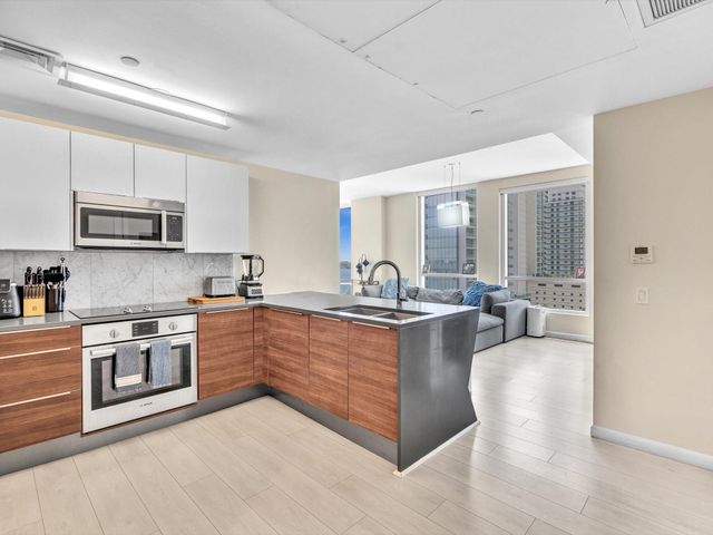 601 NE 27th Street 1208, Miami, FL 33137