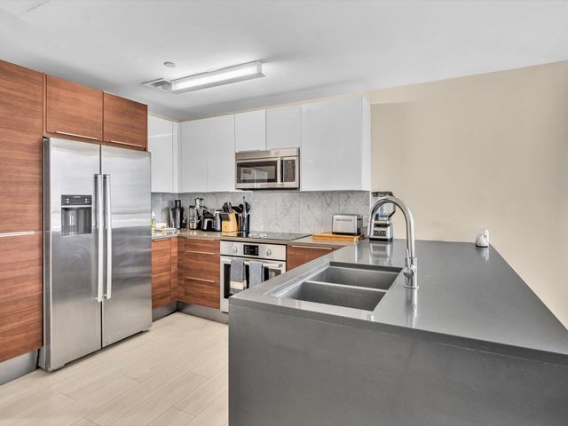 601 NE 27th Street 1208, Miami, FL 33137