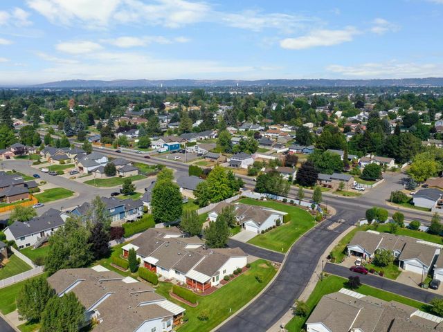 1610 S Newer Ln, Spokane Valley, WA 99037