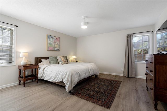 2043 SUNSET RD, Germantown, TN 38138