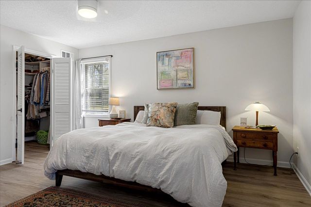 2043 SUNSET RD, Germantown, TN 38138