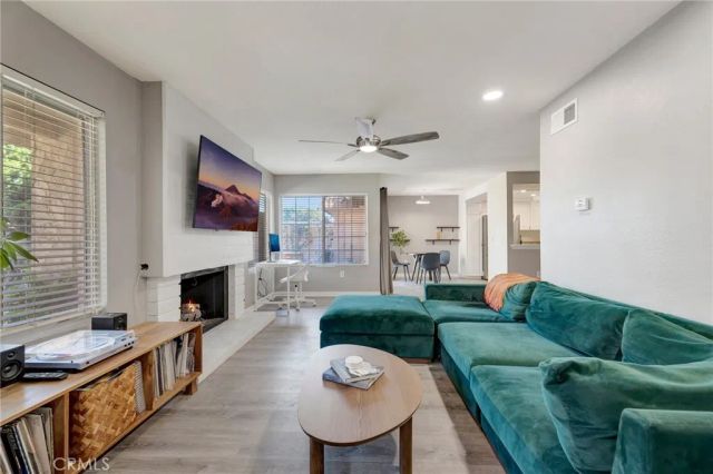 18571 Edgebrook Lane, Huntington Beach, CA 92648