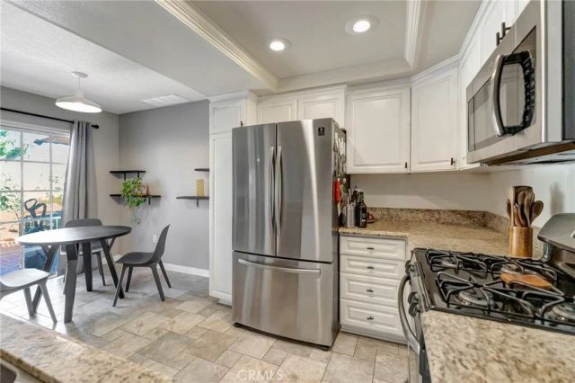 18571 Edgebrook Lane, Huntington Beach, CA 92648