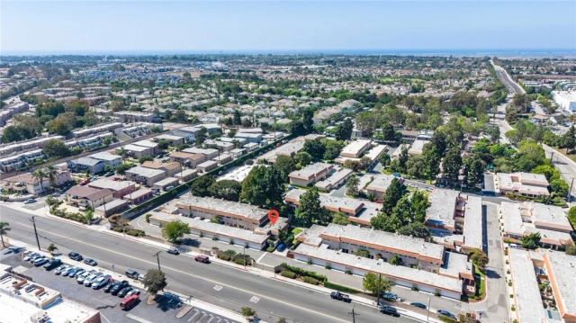 18571 Edgebrook Lane, Huntington Beach, CA 92648
