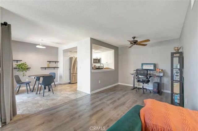 18571 Edgebrook Lane, Huntington Beach, CA 92648