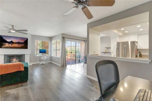 18571 Edgebrook Lane, Huntington Beach, CA 92648