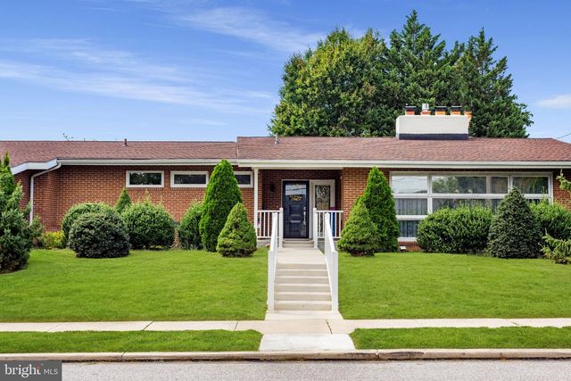 300 GEORGE ST, Hanover, PA 17331
