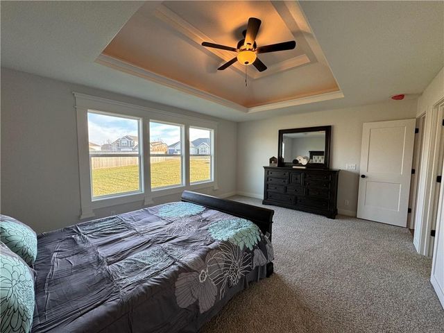 15600 Sheridan Court, Basehor, KS 66007