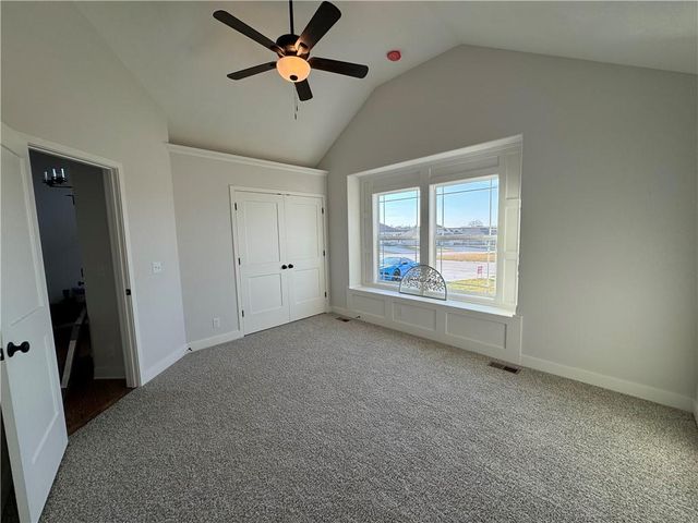 15600 Sheridan Court, Basehor, KS 66007