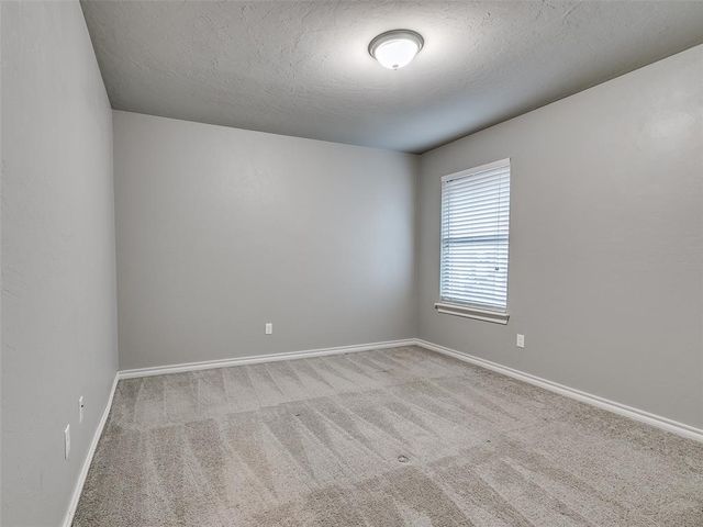 12712 NW 5th Street, Yukon, OK 73099