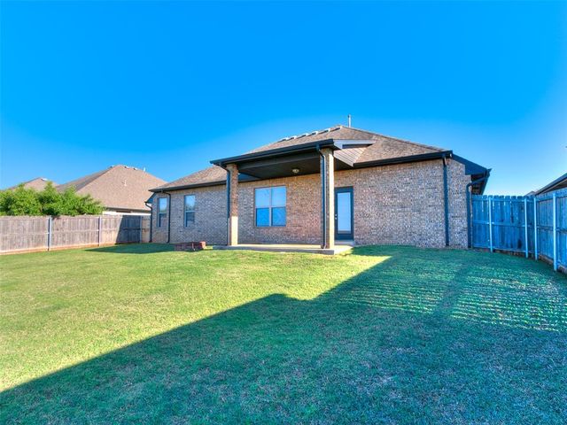 12712 NW 5th Street, Yukon, OK 73099