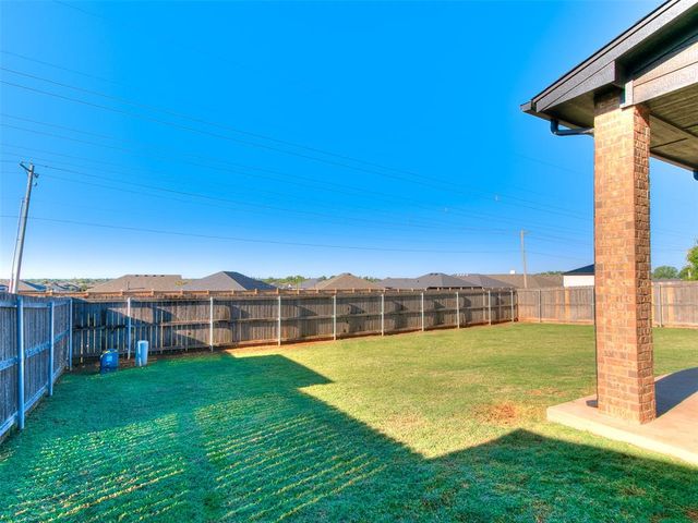 12712 NW 5th Street, Yukon, OK 73099