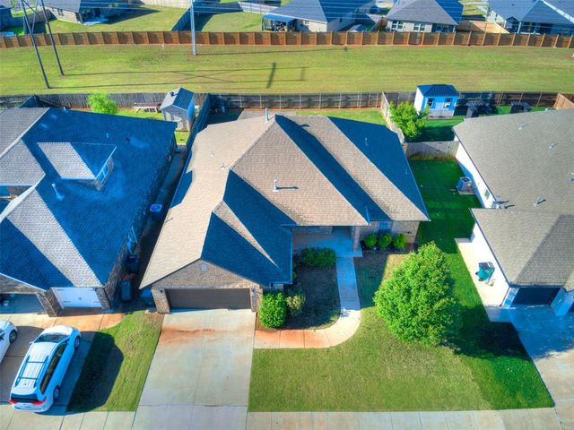 12712 NW 5th Street, Yukon, OK 73099