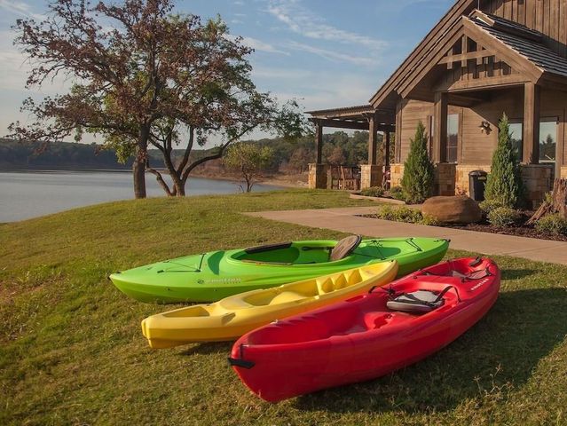 540 La Paloma Circle, Gordonville, TX 76245