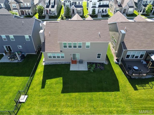 16920 Red Dragon Place, Wildwood, MO 63011