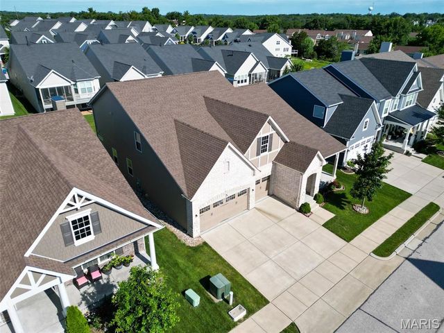 16920 Red Dragon Place, Wildwood, MO 63011