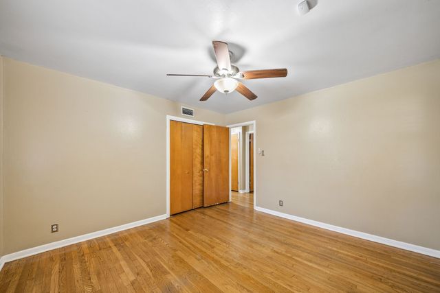 2419 Bentley Avenue, Dallas, TX 75211