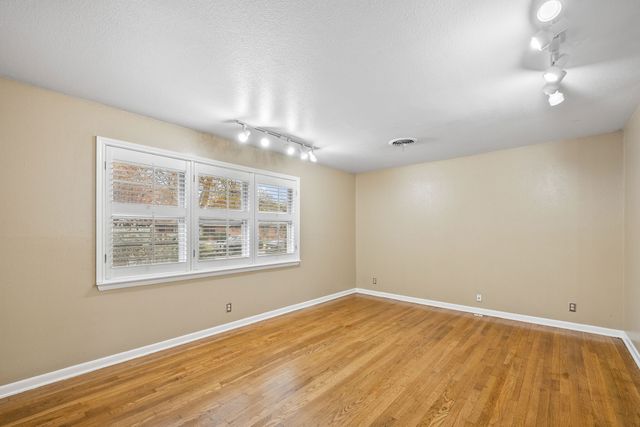 2419 Bentley Avenue, Dallas, TX 75211