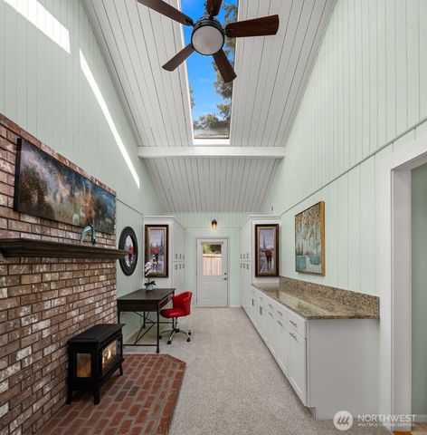2106 Breezy Point Road, Camano Island, WA 98282