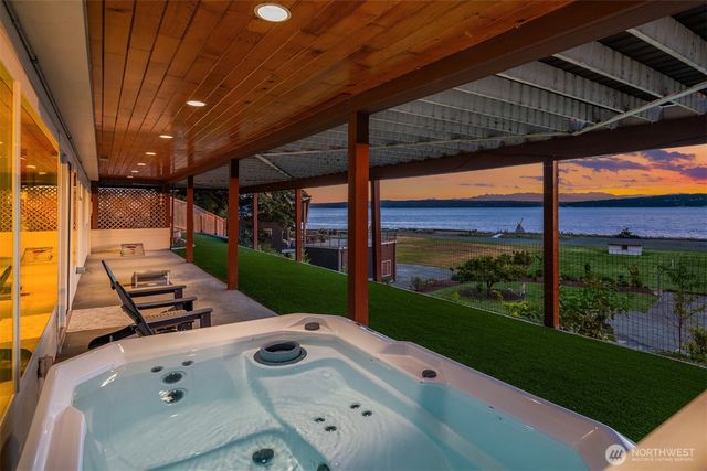 2106 Breezy Point Road, Camano Island, WA 98282