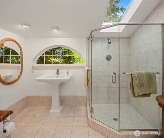 2106 Breezy Point Road, Camano Island, WA 98282