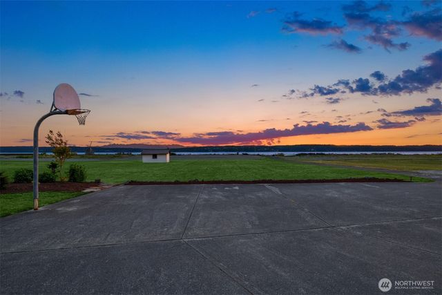 2106 Breezy Point Road, Camano Island, WA 98282