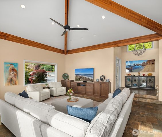 2106 Breezy Point Road, Camano Island, WA 98282