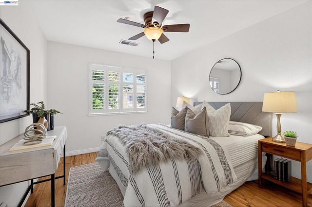 2038 Mulberry Cmn, Livermore, CA 94551