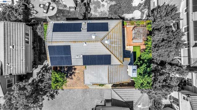 2038 Mulberry Cmn, Livermore, CA 94551