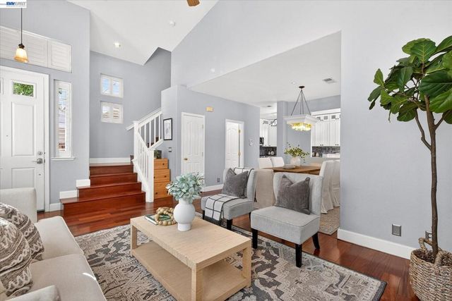 2038 Mulberry Cmn, Livermore, CA 94551