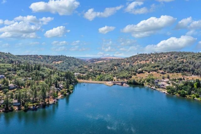 19831 Echo Blue Dr, Penn Valley, CA 95946
