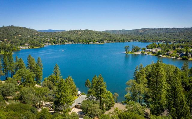 19831 Echo Blue Dr, Penn Valley, CA 95946