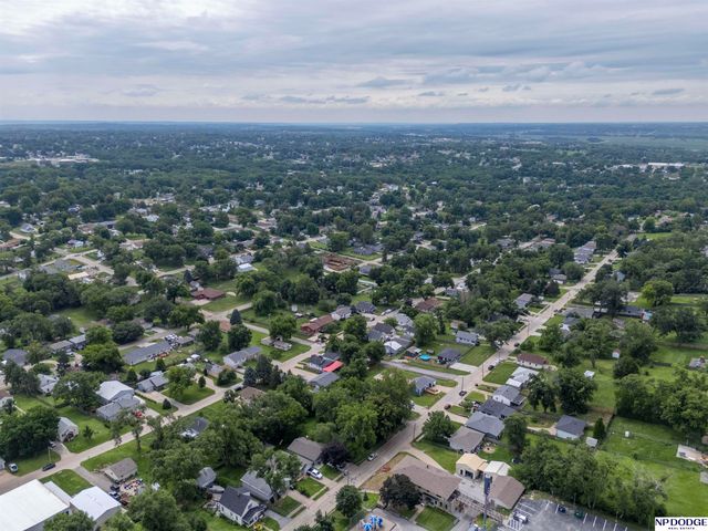 5226 Q Street, Omaha, NE 68117