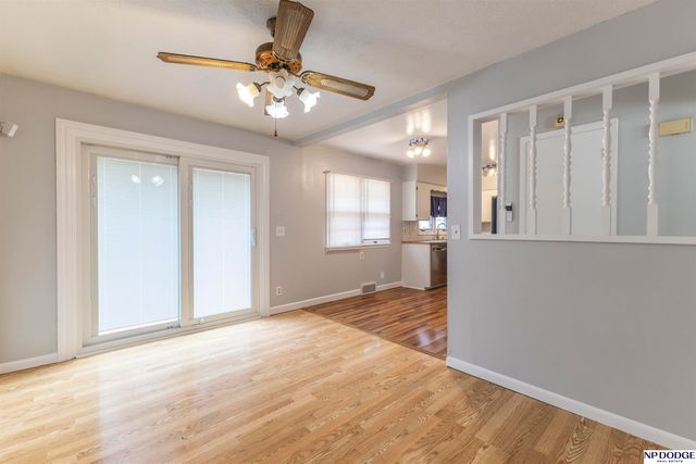 5226 Q Street, Omaha, NE 68117