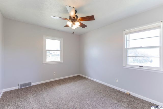 5226 Q Street, Omaha, NE 68117