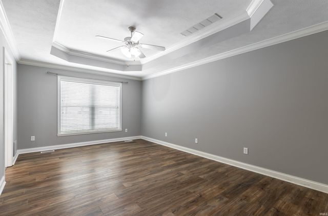 4318 Huntington Ridge Circle, Newburgh, IN 47630