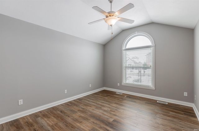 4318 Huntington Ridge Circle, Newburgh, IN 47630