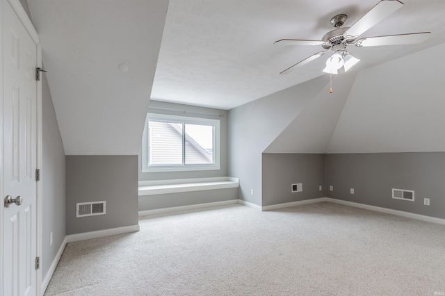 4318 Huntington Ridge Circle, Newburgh, IN 47630