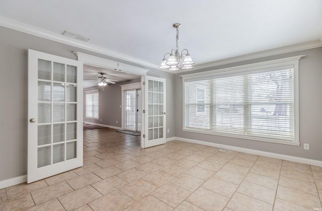 4318 Huntington Ridge Circle, Newburgh, IN 47630