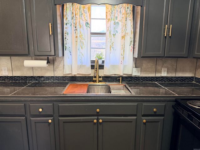 519 Frank t bunton Street, Lonoke, AR 72086