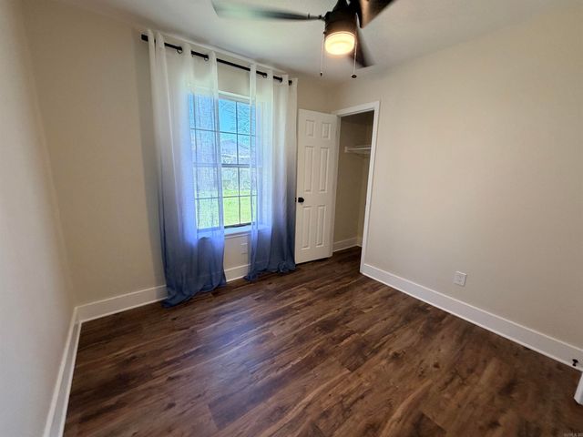 519 Frank t bunton Street, Lonoke, AR 72086