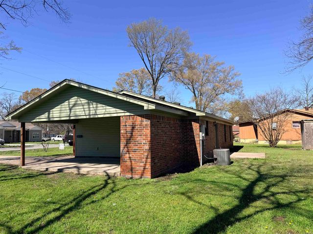 519 Frank t bunton Street, Lonoke, AR 72086