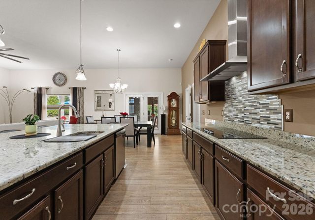 110 Habersham Loop, Statesville, NC 28677