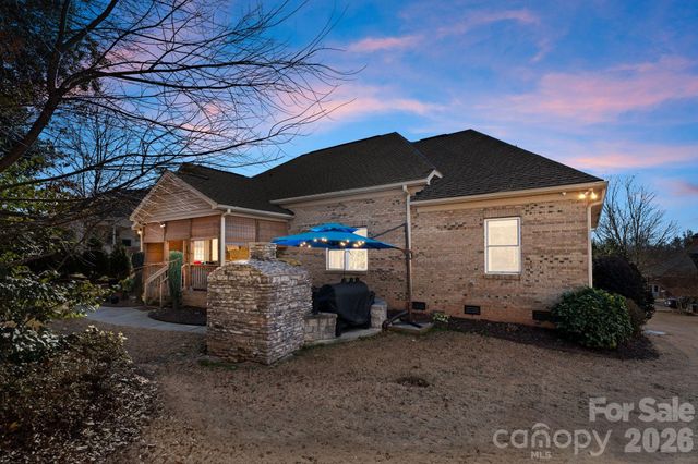 110 Habersham Loop, Statesville, NC 28677